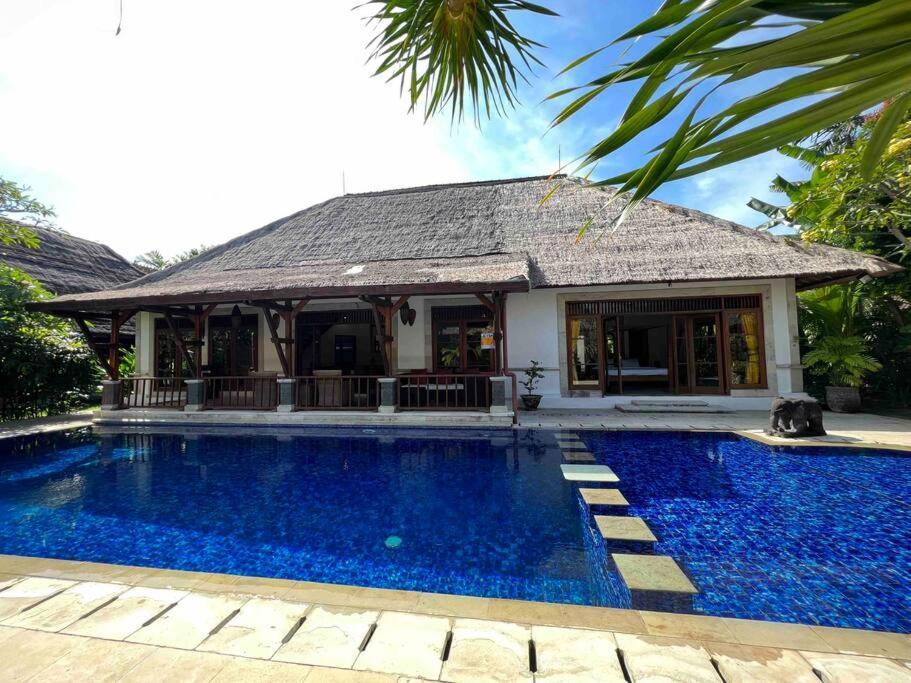 Bali Berg Villa, Sanur Exterior photo