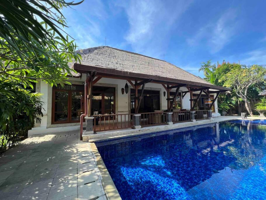 Bali Berg Villa, Sanur Exterior photo